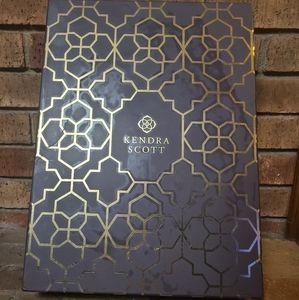 KS empty Large Home Decor Box